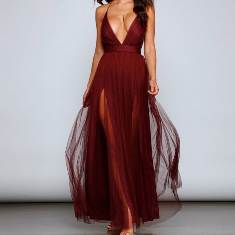 RED WINDSOR PROM DRESS